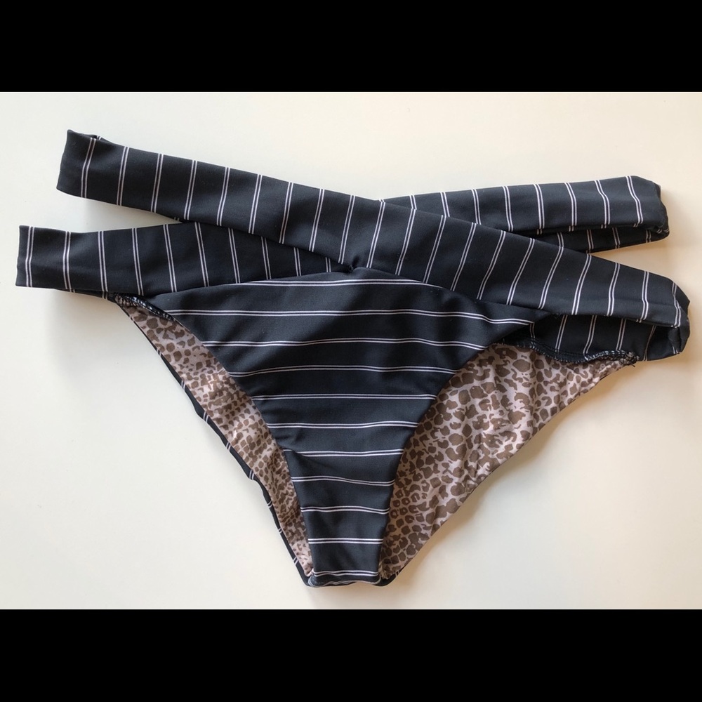 Acacia Fiji Bottoms in Forever